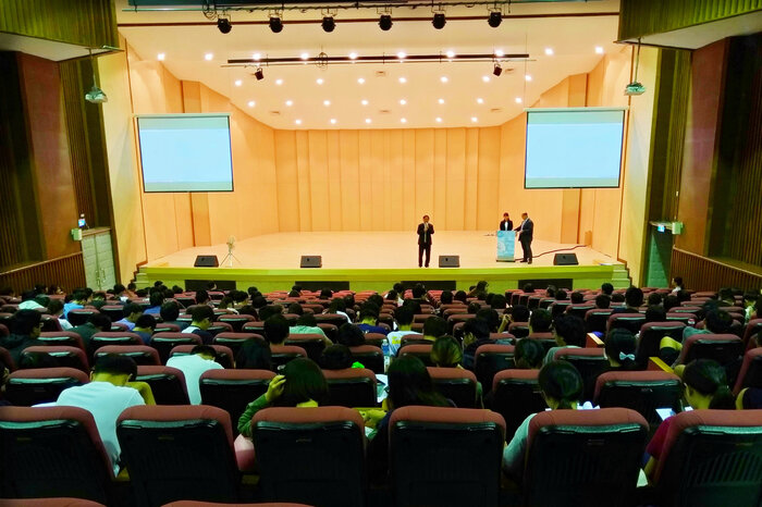 【理學院課程】科學與產業專題演講---「學術與產業的結合：邁向成功之路」宋察博士(另開新視窗/jpg檔)圖片